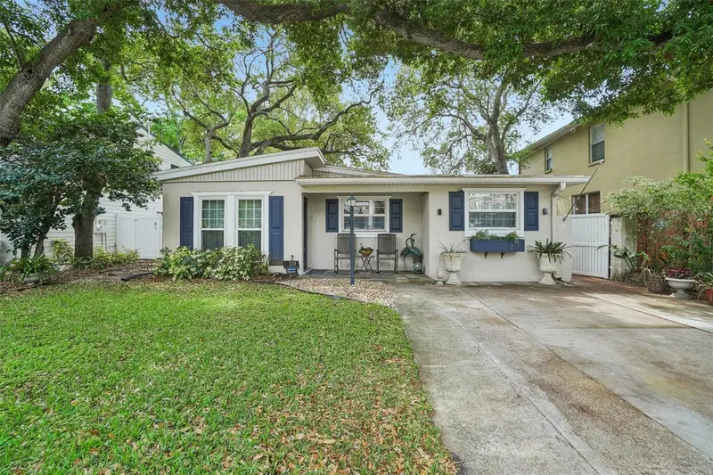 3218 W Oakellar Ave, FL