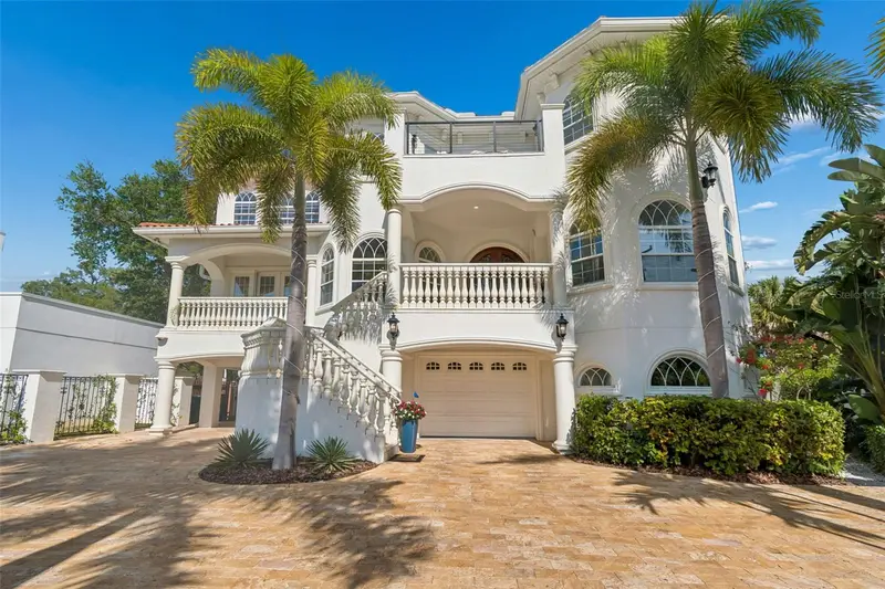 6233 Bayshore Blvd, FL