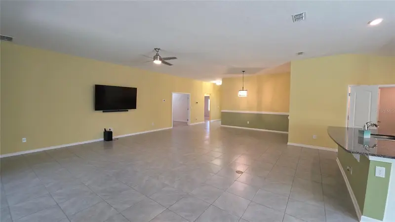 70 Oakleaf Way, FL