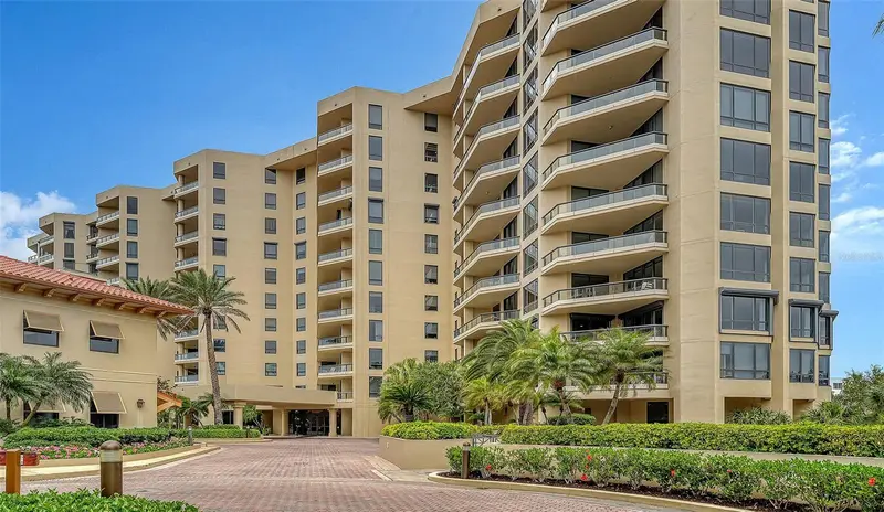 1281 Gulf Of Mexico Dr #111, FL