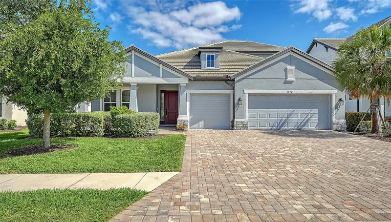 16905 Sweetwater Village Dr, FL