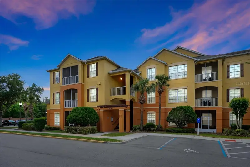 6265 Contessa Dr #303, FL