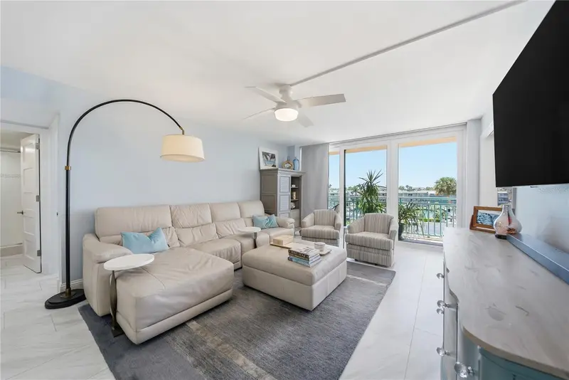 1 Key Capri #306e, FL