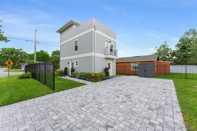 2951 Kings Rd, FL