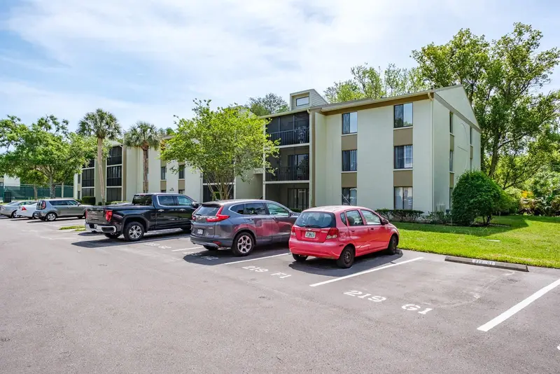 3166 Lake Pine Way S #E3, FL