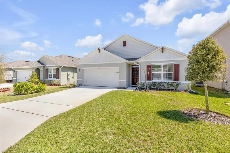 8 Melogold Dr, FL