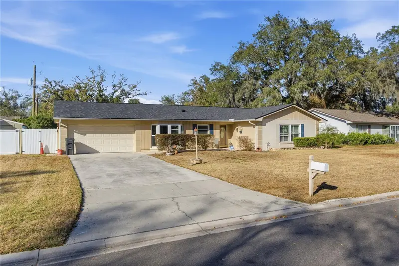 308 Ellen Way, FL