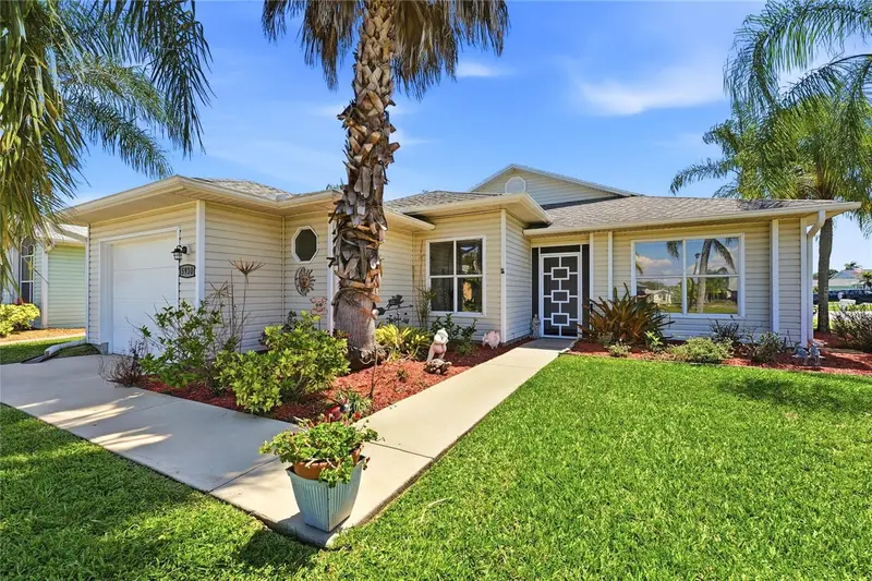 5930 Foxtail Way, FL