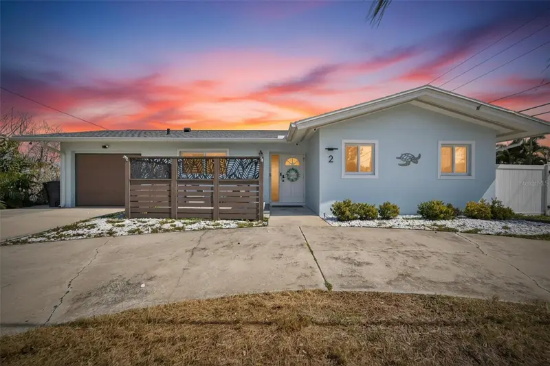 2 79th St S, FL