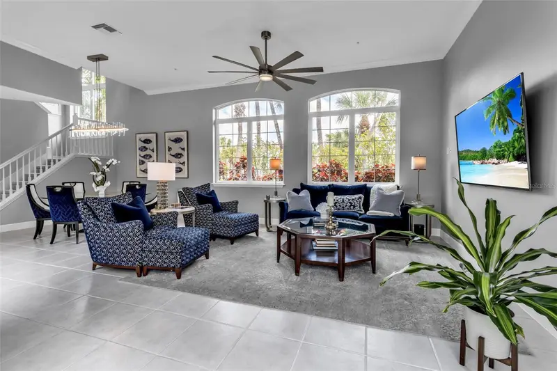 1915 Harbour Links Cir #6, FL