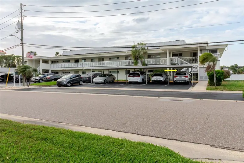 270 Skiff Pt #A5, FL