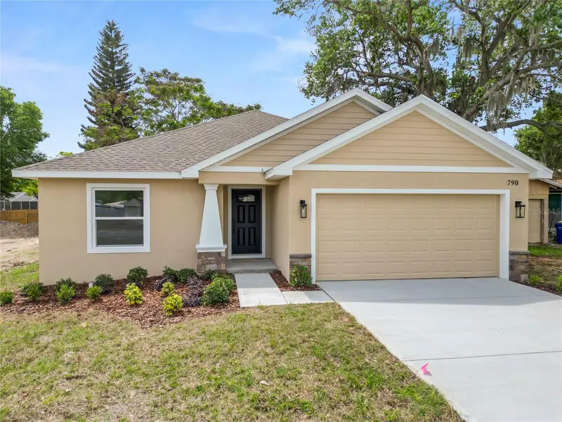 790 Eagle Ave E, FL