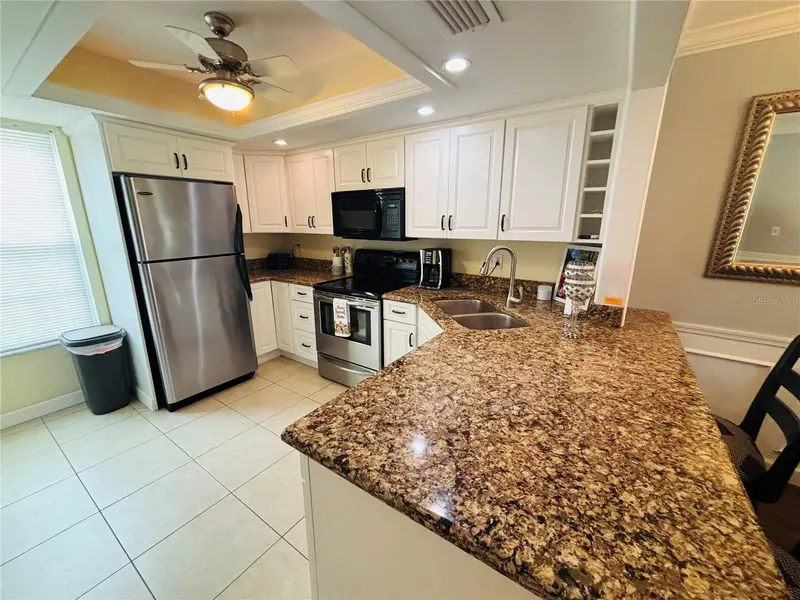 10380 Carrollwood Ln #264, FL