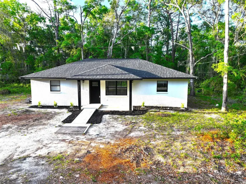 567 School St, FL