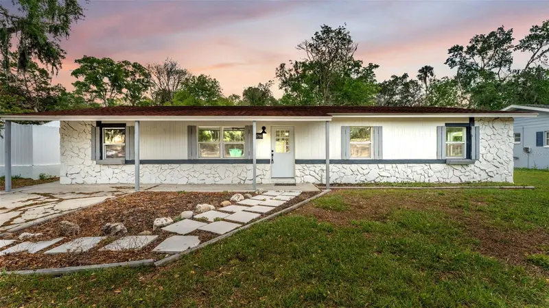 3781 N Hiawatha Ter, FL