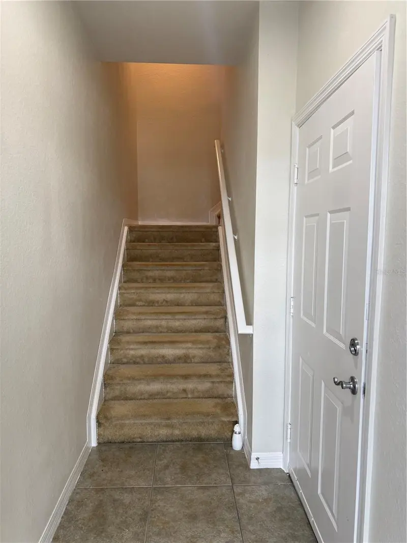 2532 Grand Central Pkwy #3, FL