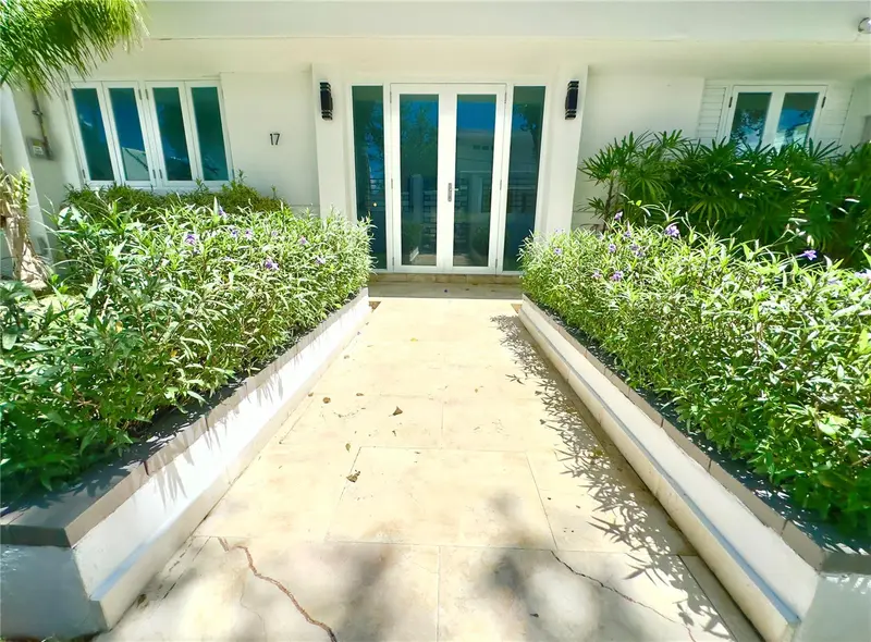 17 Guerrero Noble, PR