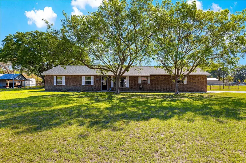 2940 Ne 49th St, FL