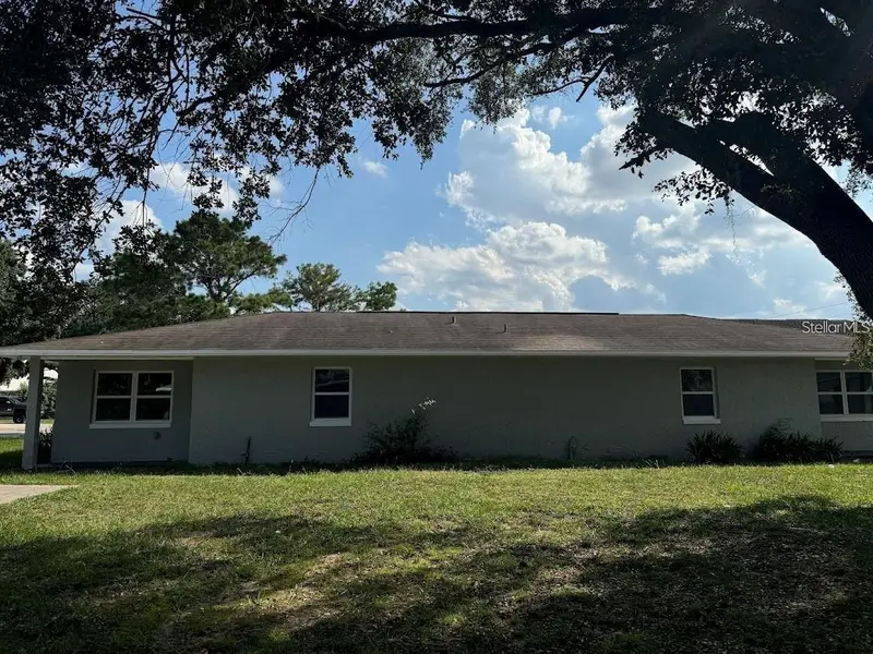 1916 Verano Dr #1916b, FL