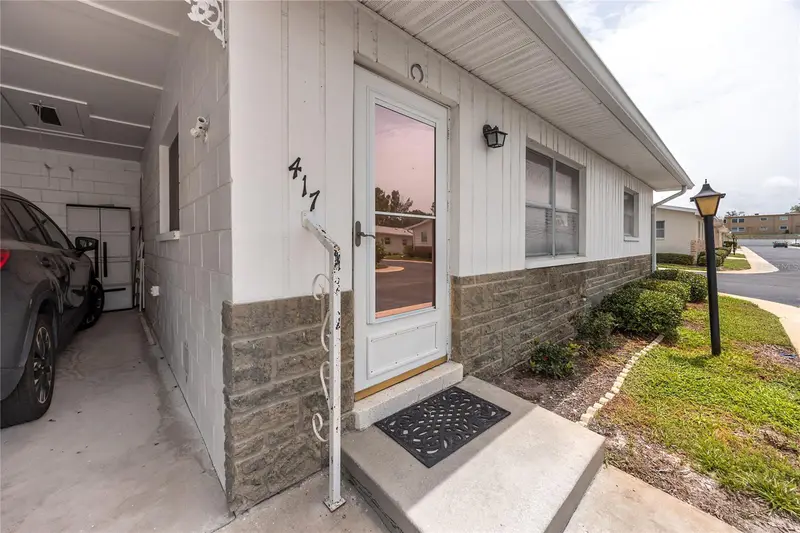 12400 Park Blvd #417, FL