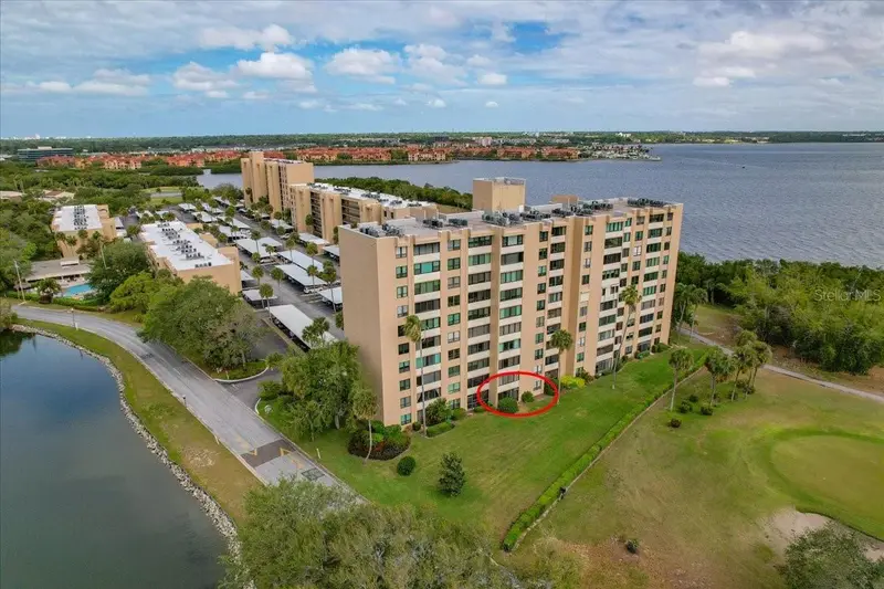 2616 Cove Cay Dr #105, FL