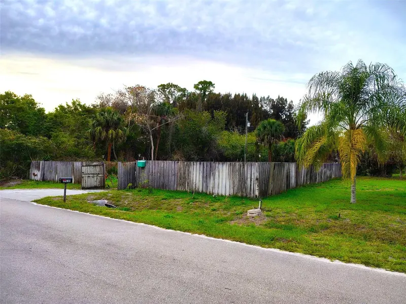 6430 86th Ln, FL