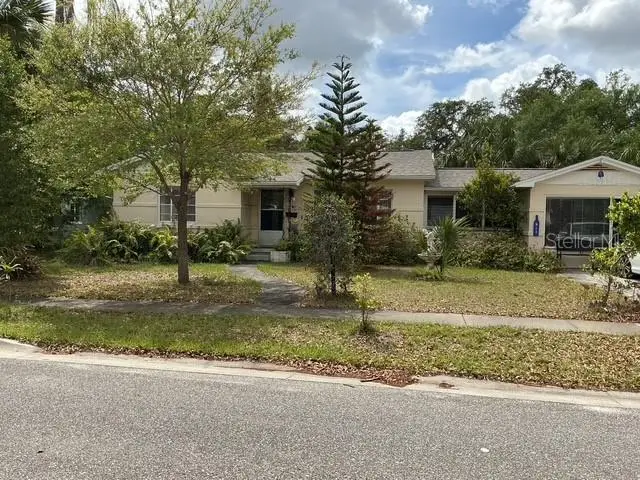 210 Alpine Dr, FL