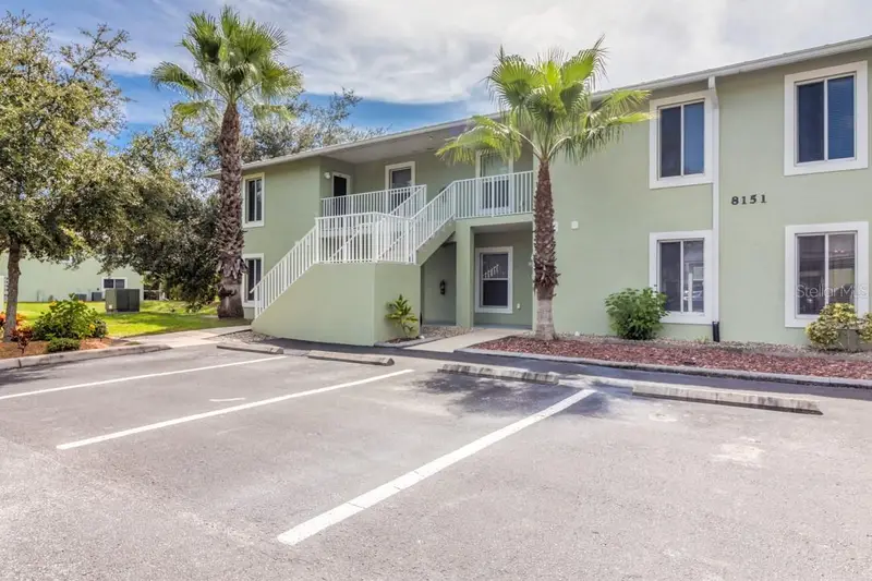 8151 Memory Ln #118, FL