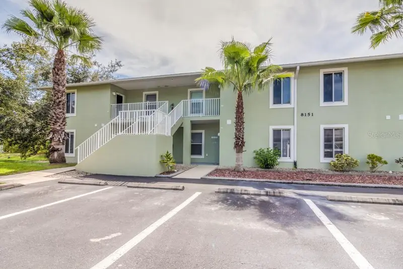 8151 Memory Ln #118, FL