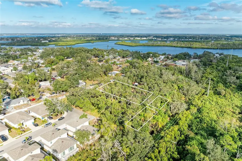 3006 12th Ave E, FL