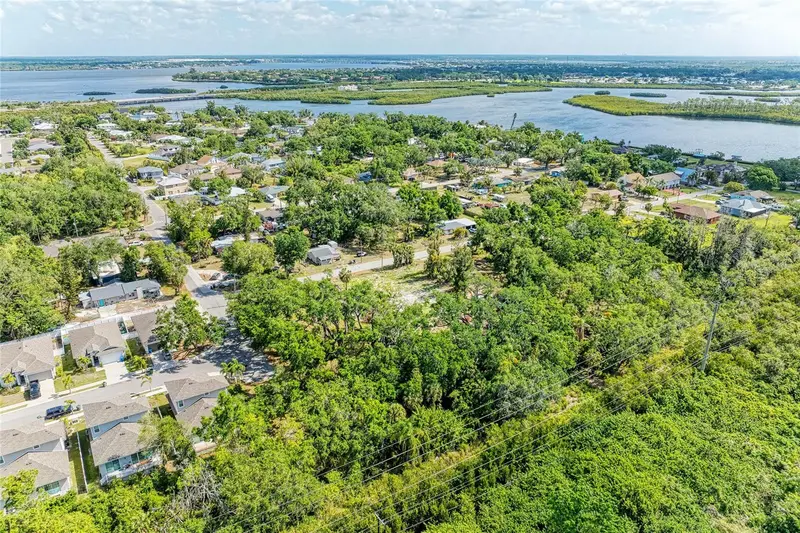 3006 12th Ave E, FL