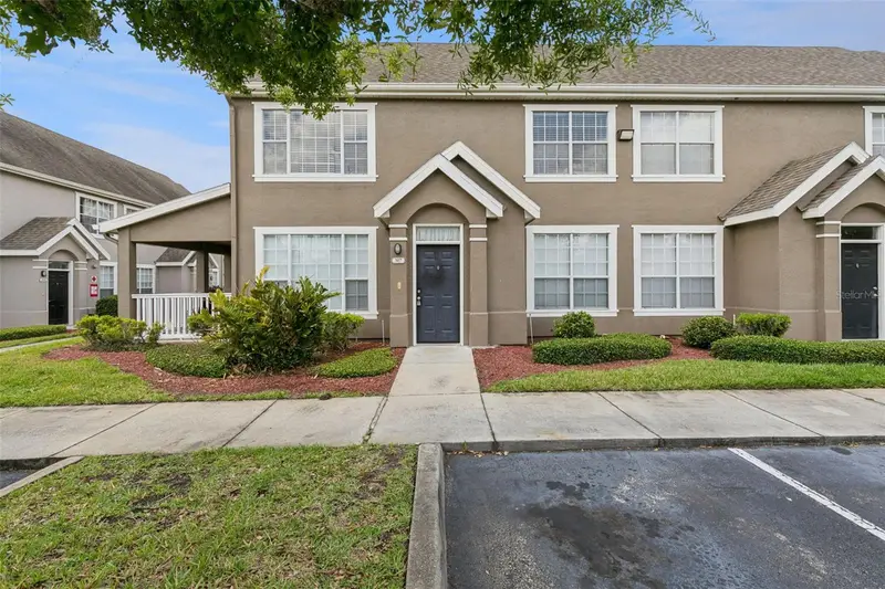9141 Lee Vista Blvd #307, FL