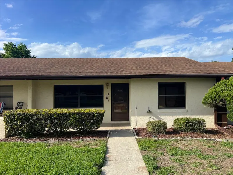 12449 Orangewood Cir #17, FL