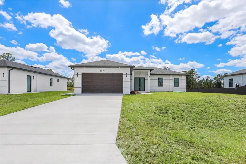 1122 S Edelweiss St E, FL