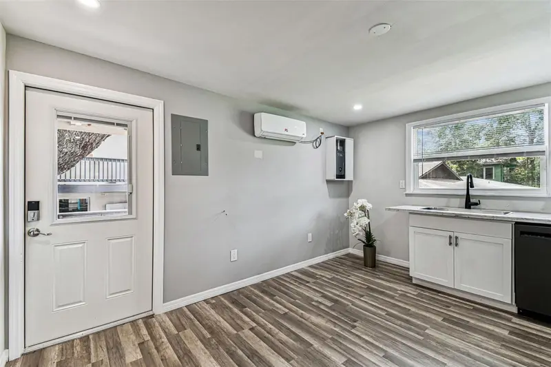 1006 E 26th Ave #2, FL