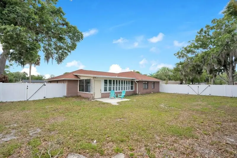3575 Lark Ln, FL