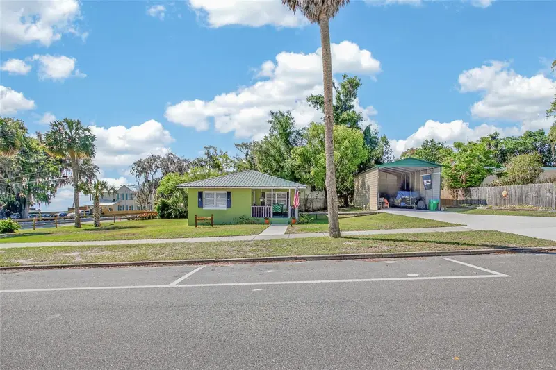 105 Central Ave, FL