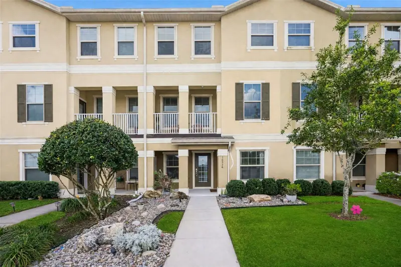 10554 Green Ivy Ln, FL