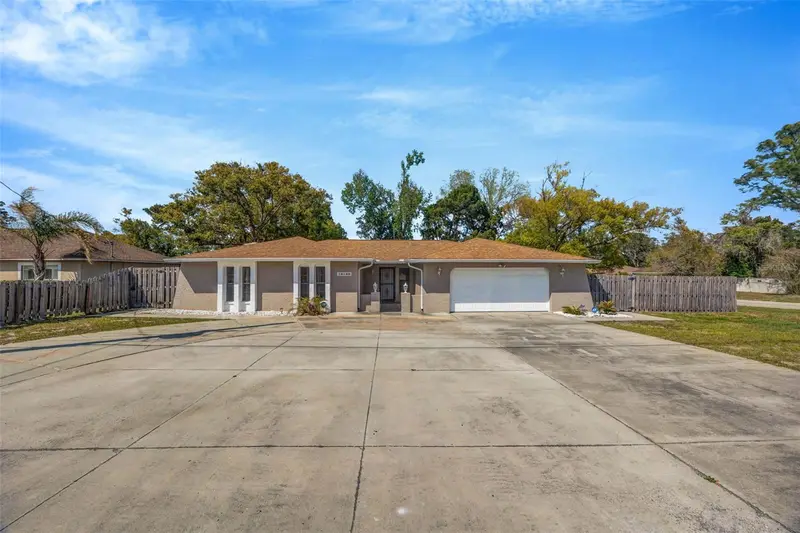 10199 Elgin Blvd, FL