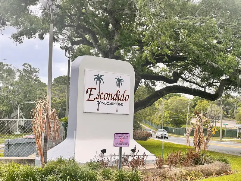 17 Escondido Cir #239, FL