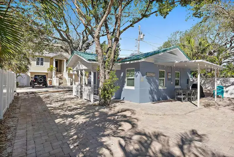 724 Gulf Blvd, FL