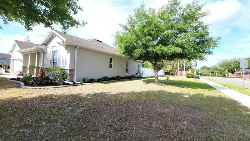 600 Sugar Ridge Dr, FL