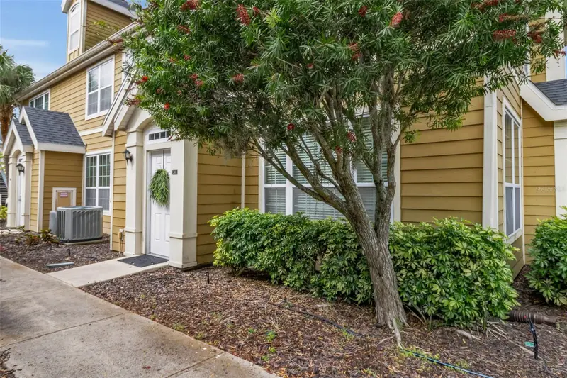 5511 Rosehill Rd #203, FL