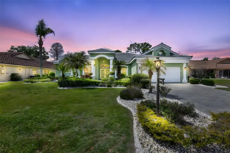 1107 Opal Ln, FL