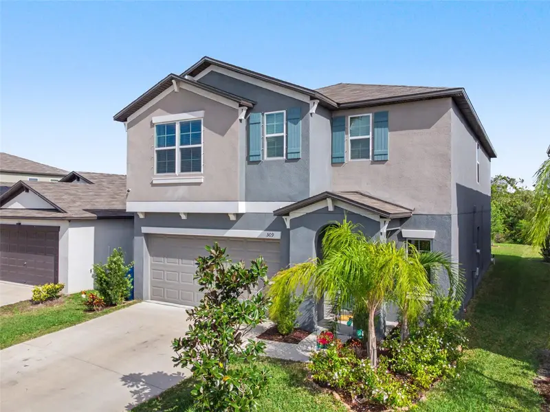 509 Royal Empress Dr, FL