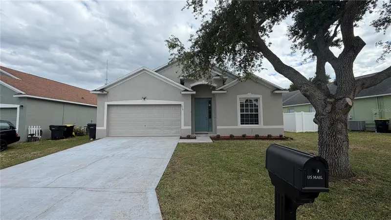 456 Knollwood Dr, FL