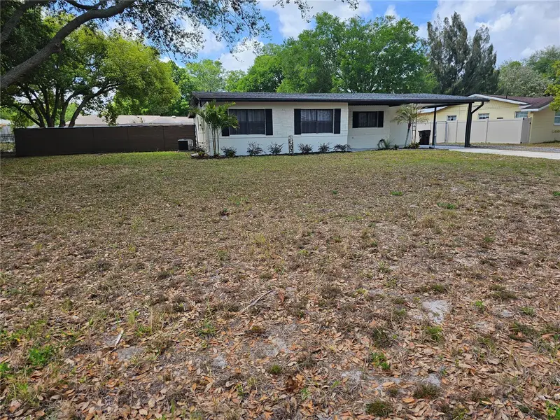 1120 San Luis Dr, FL