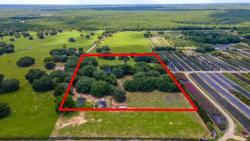 23100 Se Highway 42, FL