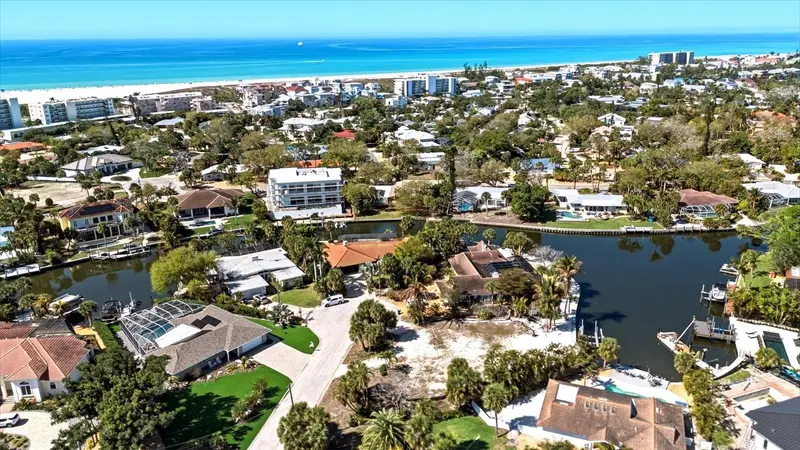 5448 Azure Way, FL