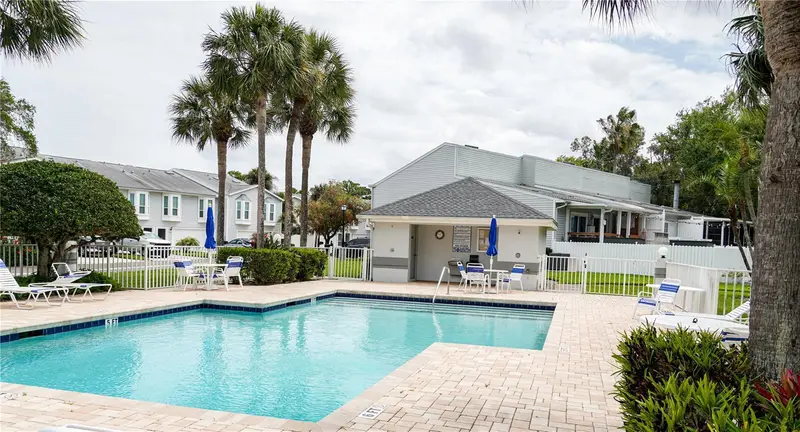 1963 Georgia Cir N, FL